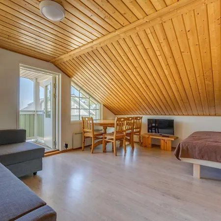 Meritaehti 26 For 10 Persons Services Near Incl Ac, Hot Tub 1 Fill Per Stay